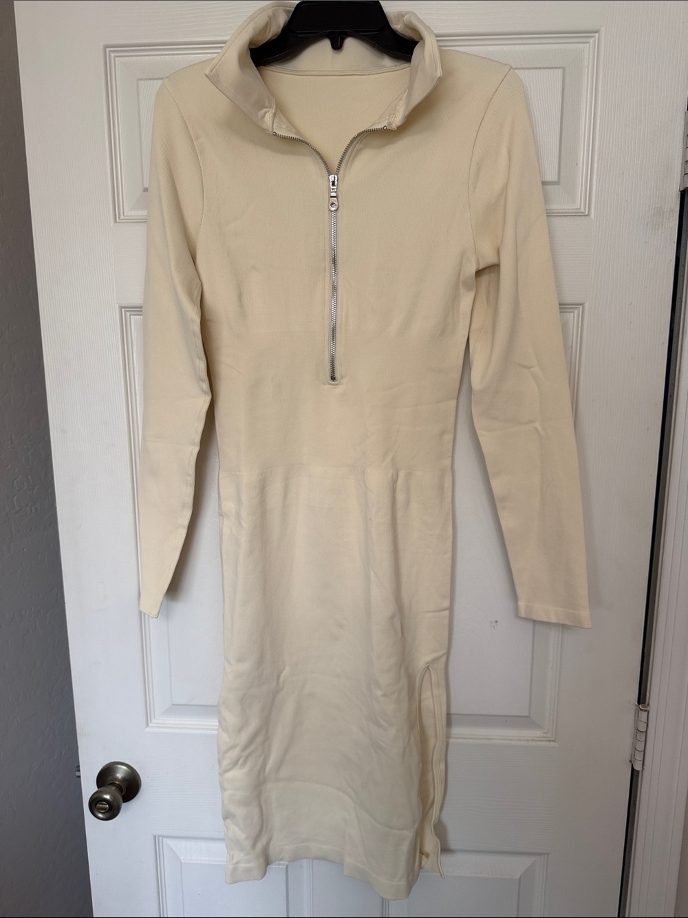 Woman’s OQQ Spandex body dress with Collar and Mid Zipper